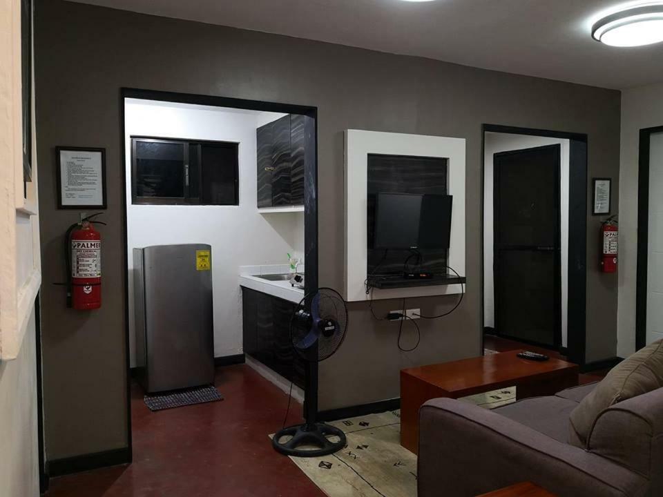 Anabelle Residence Dumaguete City Buitenkant foto
